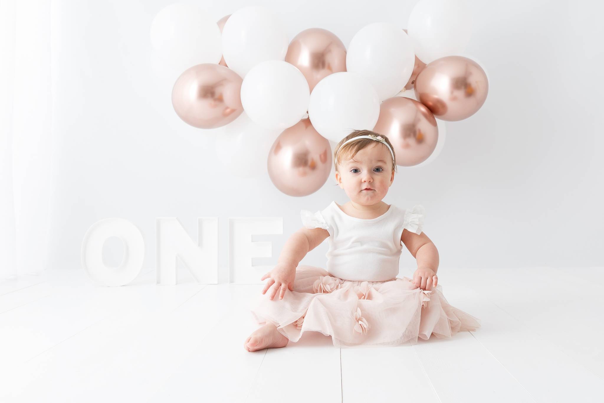 Cake Smash Photography, High Wycombe, Buckinghamshire, Baby, 1st Birthday, studio photoshoot