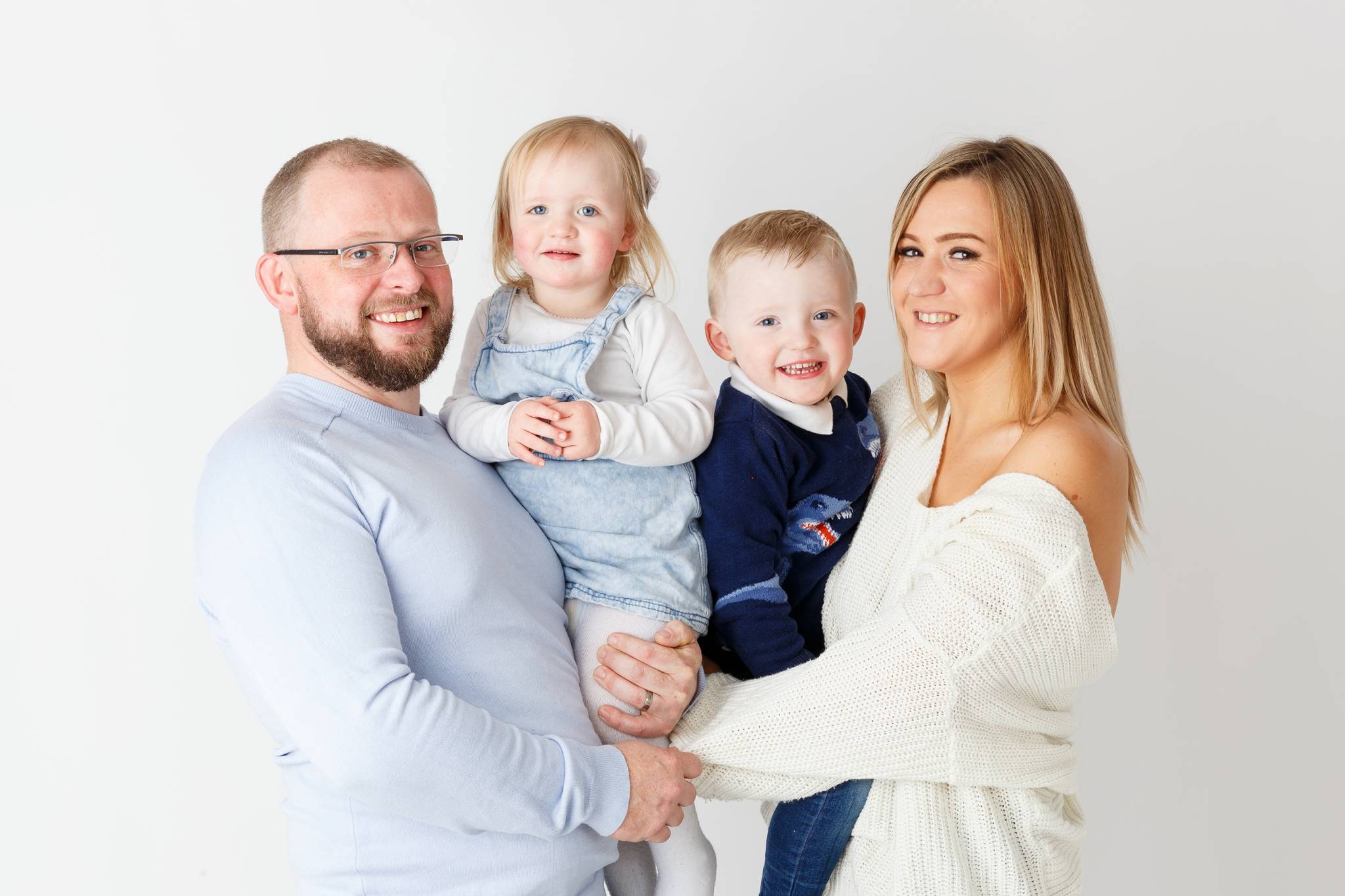 Family Photoshoot, family photographer, family photography, children photoshoot, baby photography, baby photoshoot,studio photography, studio photoshoot, high wycombe, buckinghamshire