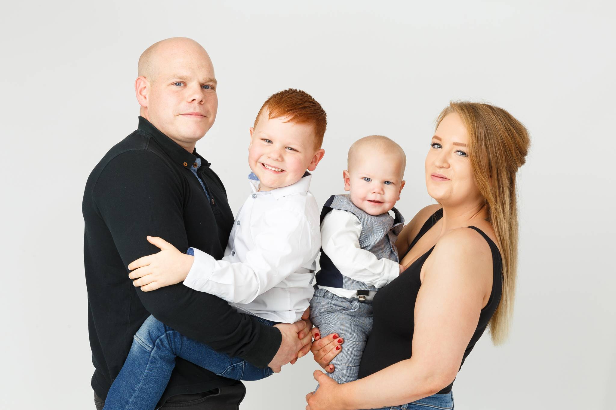 Family Photoshoot, family photographer, family photography, children photoshoot, baby photography, baby photoshoot,studio photography, studio photoshoot, high wycombe, buckinghamshire