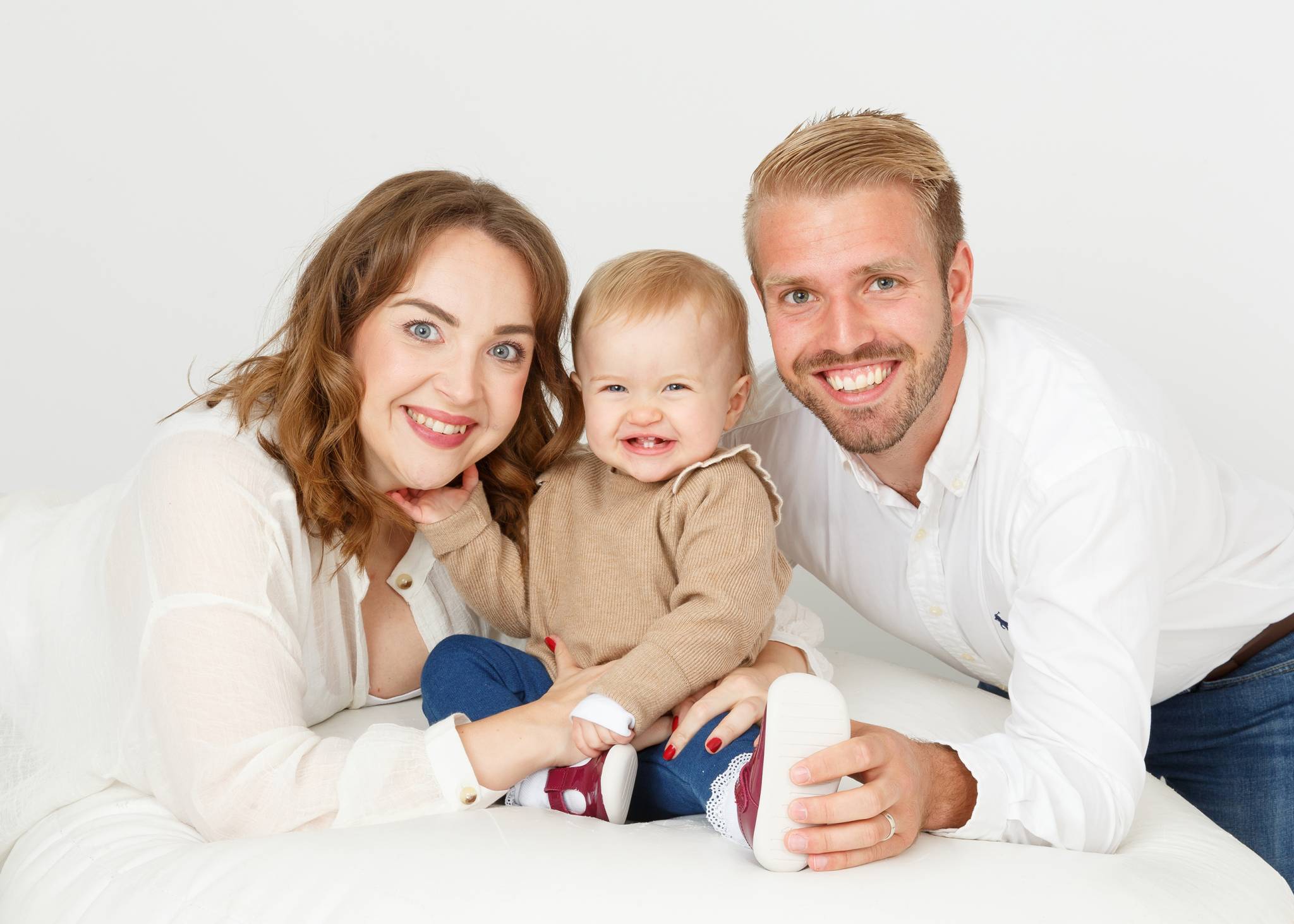 Family Photoshoot, family photographer, family photography, children photoshoot, baby photography, baby photoshoot,studio photography, studio photoshoot, high wycombe, buckinghamshire