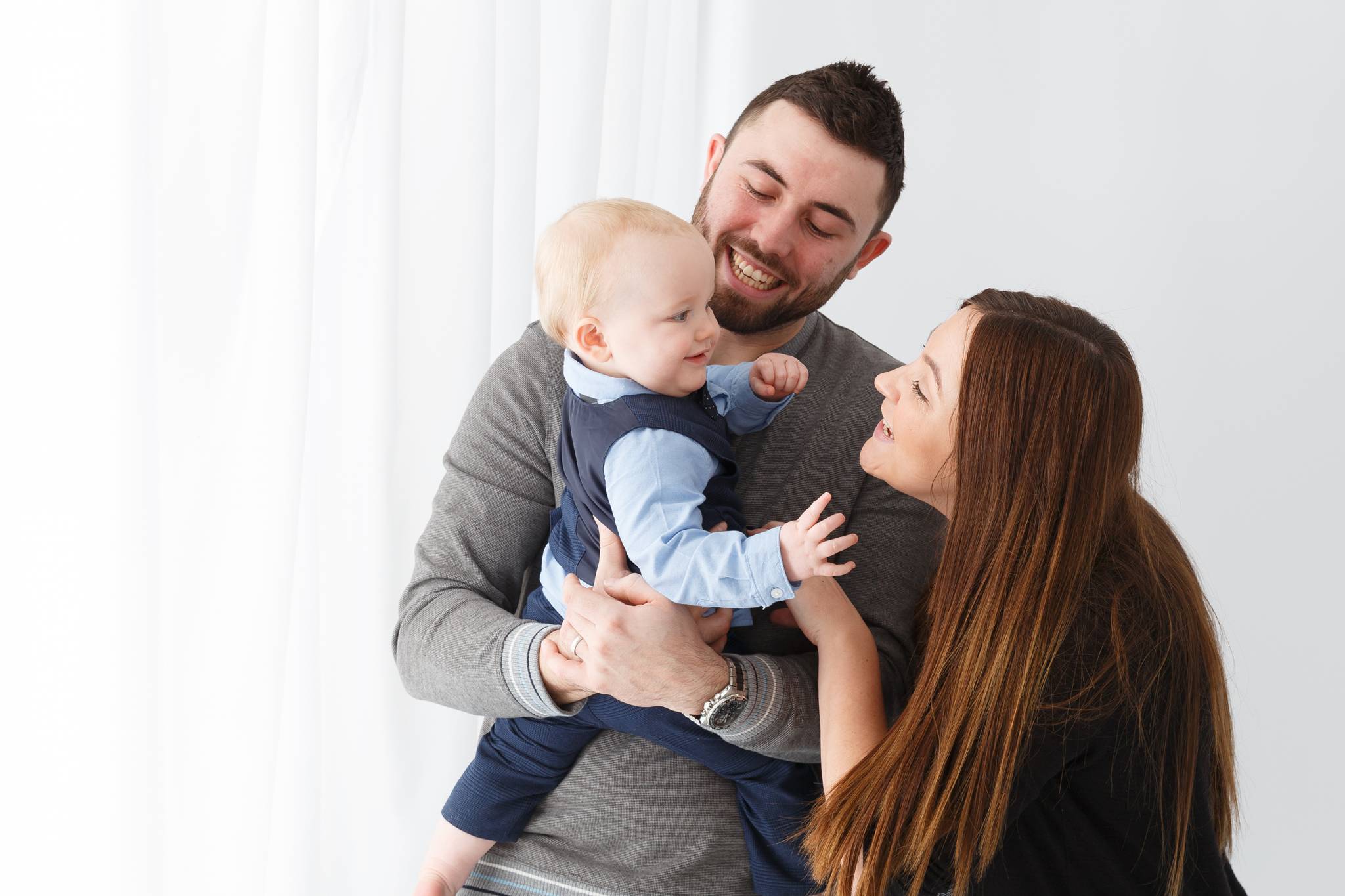 Family Photoshoot, family photographer, family photography, children photoshoot, baby photography, baby photoshoot,studio photography, studio photoshoot, high wycombe, buckinghamshire