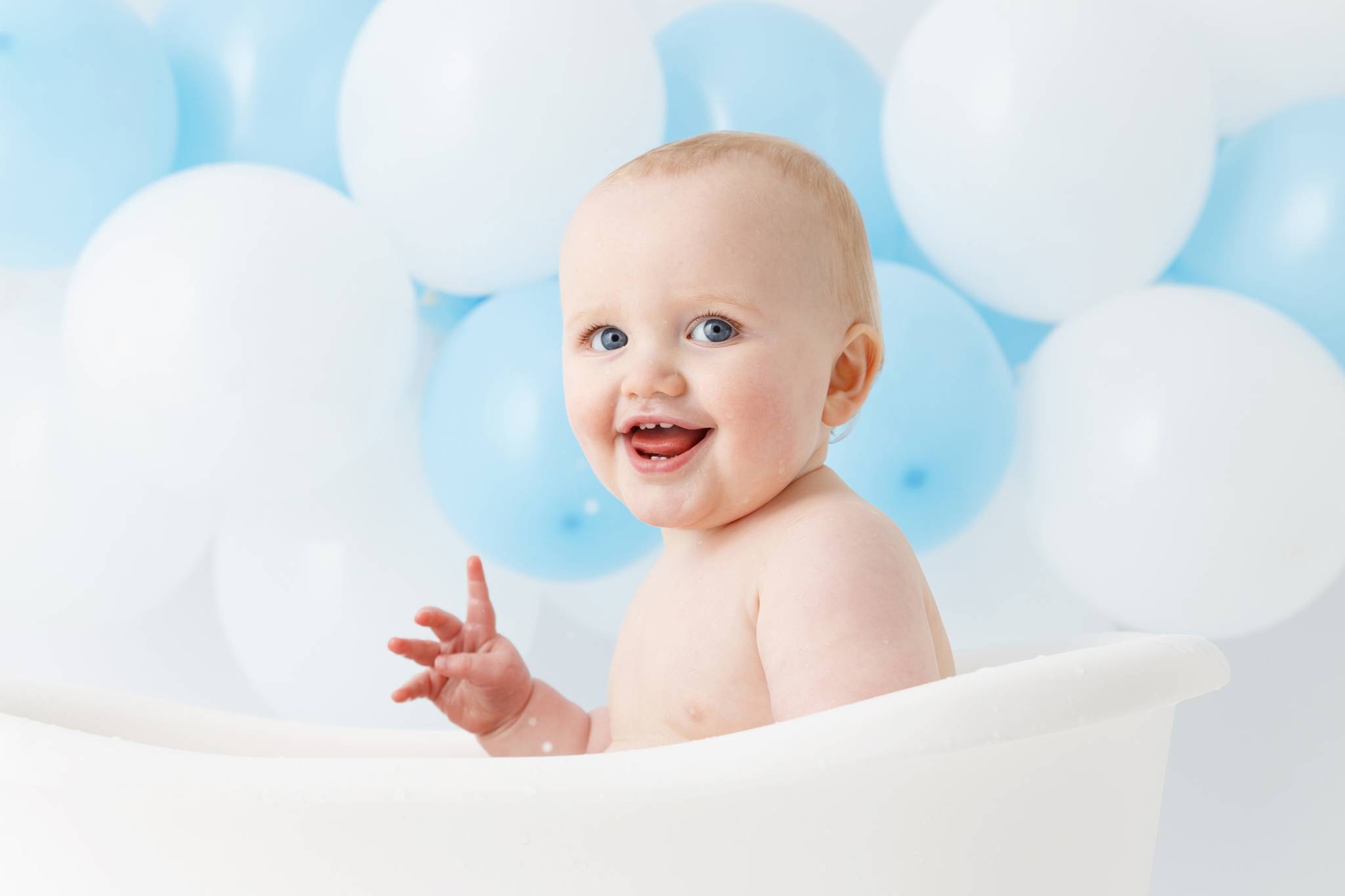 Cake Smash Photography, High Wycombe, Buckinghamshire, Baby, 1st Birthday, studio photoshoot