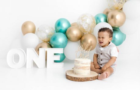 Cake Smash Photography, High Wycombe, Buckinghamshire, Baby, 1st Birthday, studio photoshoot