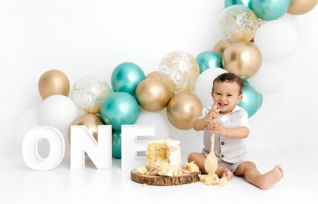 Cake Smash Photography, High Wycombe, Buckinghamshire, Baby, 1st Birthday, studio photoshoot