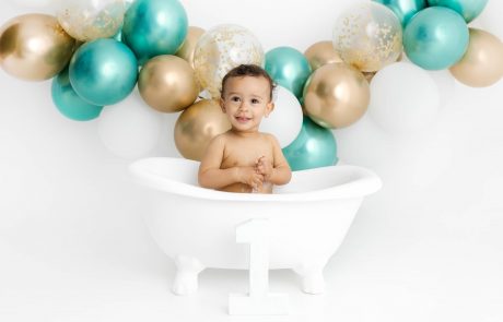 Cake Smash Photography, High Wycombe, Buckinghamshire, Baby, 1st Birthday, studio photoshoot