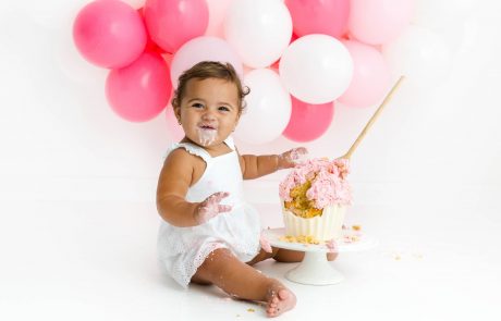 Cake Smash Photography, High Wycombe, Buckinghamshire, Baby, 1st Birthday, studio photoshoot