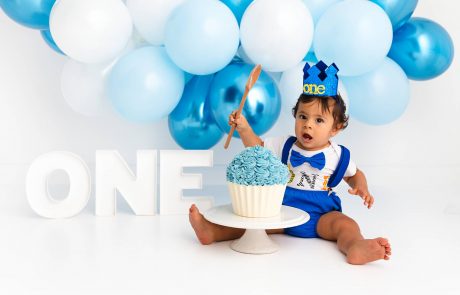 Cake Smash Photography, High Wycombe, Buckinghamshire, Baby, 1st Birthday, studio photoshoot