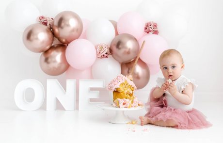 Cake Smash Photography, High Wycombe, Buckinghamshire, Baby, 1st Birthday, studio photoshoot