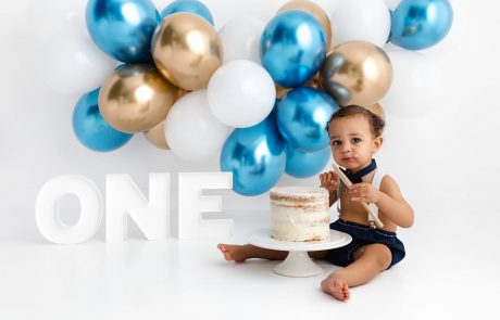 Cake Smash Photography, High Wycombe, Buckinghamshire, Baby, 1st Birthday, studio photoshoot