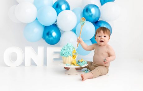 Cake Smash Photography, High Wycombe, Buckinghamshire, Baby, 1st Birthday, studio photoshoot