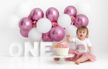 Cake Smash Photography, High Wycombe, Buckinghamshire, Baby, 1st Birthday, studio photoshoot