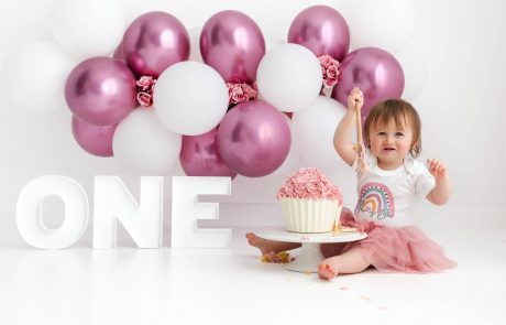 Cake Smash Photography, High Wycombe, Buckinghamshire, Baby, 1st Birthday, studio photoshoot