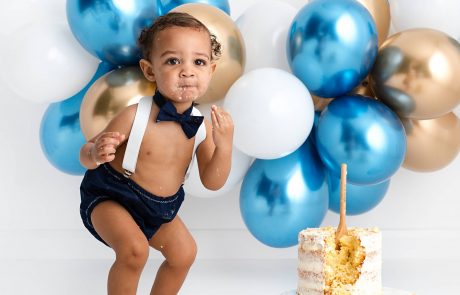 Cake Smash Photography, High Wycombe, Buckinghamshire, Baby, 1st Birthday, studio photoshoot