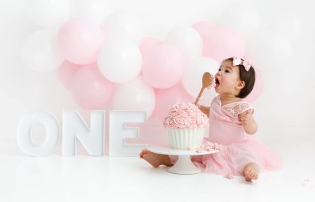 Cake Smash Photography, High Wycombe, Buckinghamshire, Baby, 1st Birthday, studio photoshoot