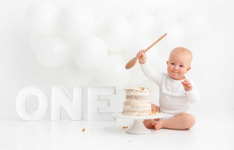 Cake Smash Photography, High Wycombe, Buckinghamshire, Baby, 1st Birthday, studio photoshoot