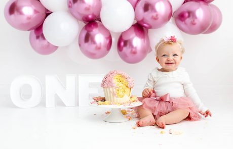 Cake Smash Photography, High Wycombe, Buckinghamshire, Baby, 1st Birthday, studio photoshoot