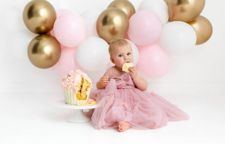 Cake Smash Photography, High Wycombe, Buckinghamshire, Baby, 1st Birthday, studio photoshoot