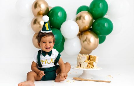 Cake Smash Photography, High Wycombe, Buckinghamshire, Baby, 1st Birthday, studio photoshoot