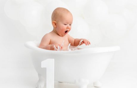 Cake Smash Photography, High Wycombe, Buckinghamshire, Baby, 1st Birthday, studio photoshoot