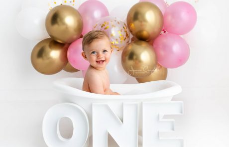 Cake Smash Photography, High Wycombe, Buckinghamshire, Baby, 1st Birthday, studio photoshoot