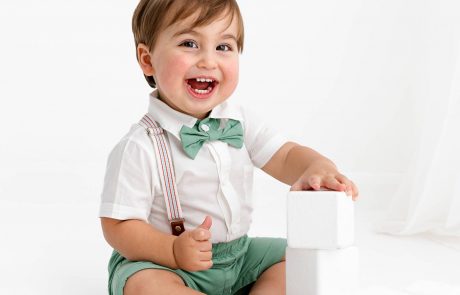 Cake Smash Photography, High Wycombe, Buckinghamshire, Baby, 1st Birthday, studio photoshoot