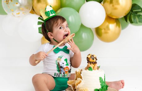 Cake Smash Photography, High Wycombe, Buckinghamshire, Baby, 1st Birthday, studio photoshoot