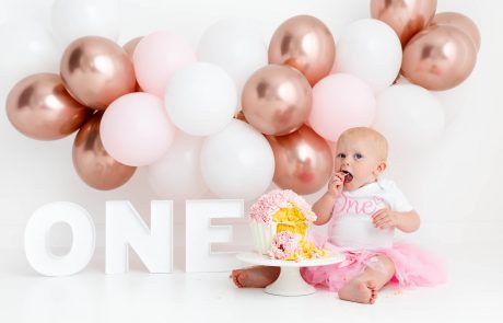 Cake Smash Photography, High Wycombe, Buckinghamshire, Baby, 1st Birthday, studio photoshoot