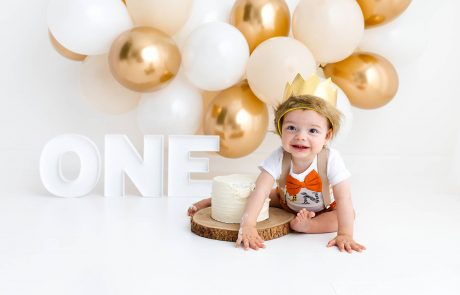 Cake Smash Photography, High Wycombe, Buckinghamshire, Baby, 1st Birthday, studio photoshoot