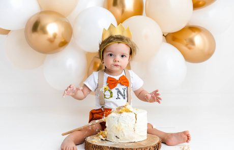 Cake Smash Photography, High Wycombe, Buckinghamshire, Baby, 1st Birthday, studio photoshoot