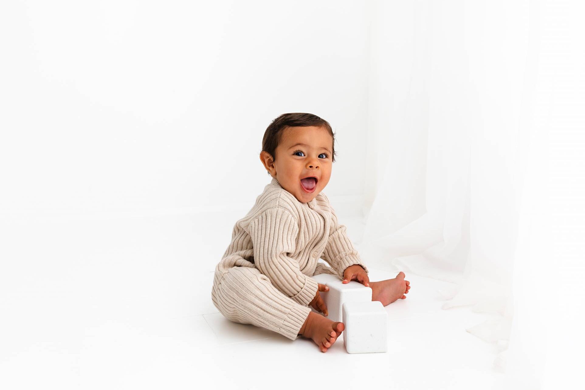 Baby Photoshoot, baby photographer, baby photography, baby photoshoot, studio photography, studio photoshoot, high wycombe, buckinghamshire
