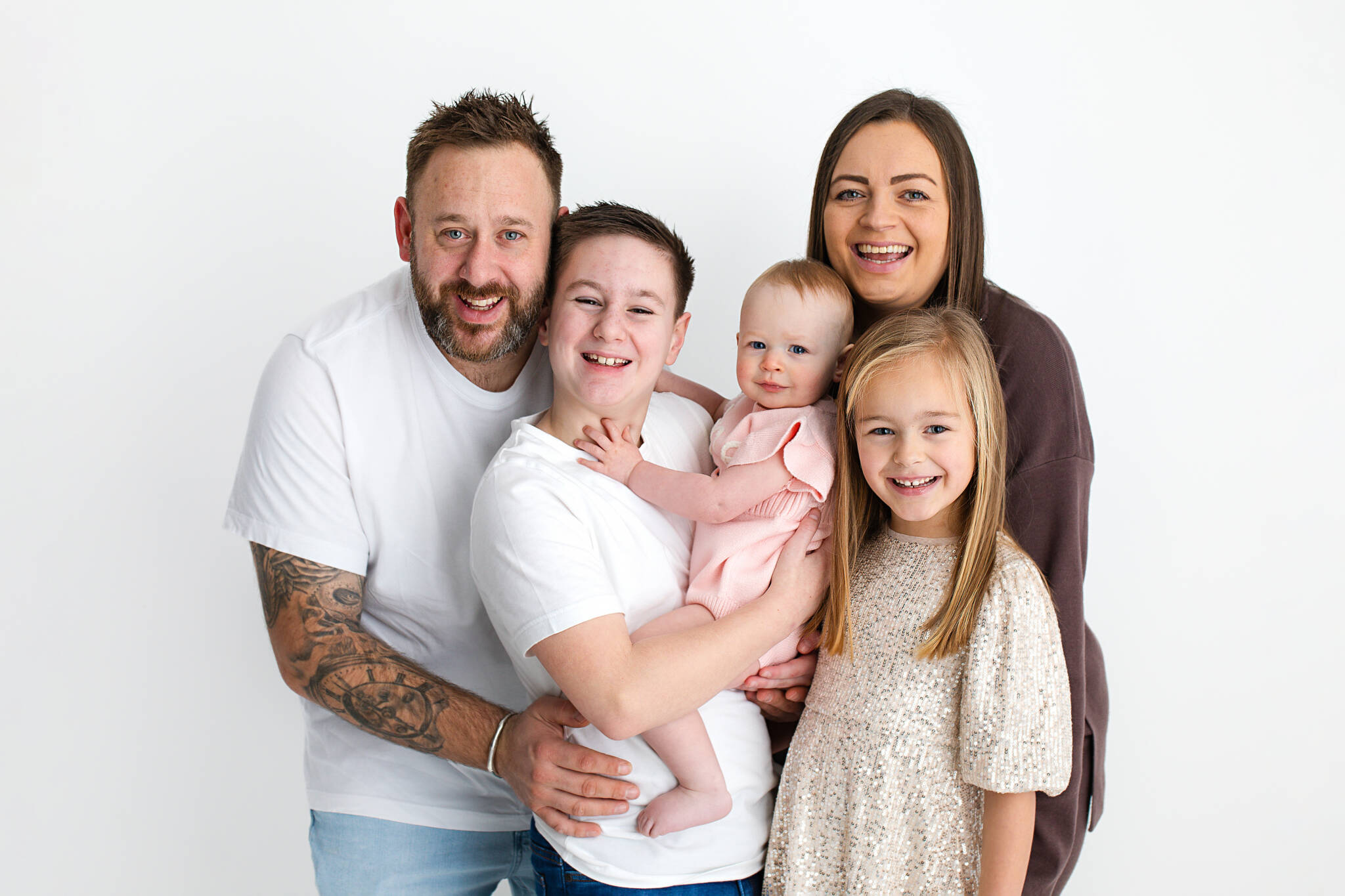 Family Photoshoot, family photographer, family photography, children photoshoot, baby photography, baby photoshoot,studio photography, studio photoshoot, high wycombe, buckinghamshire