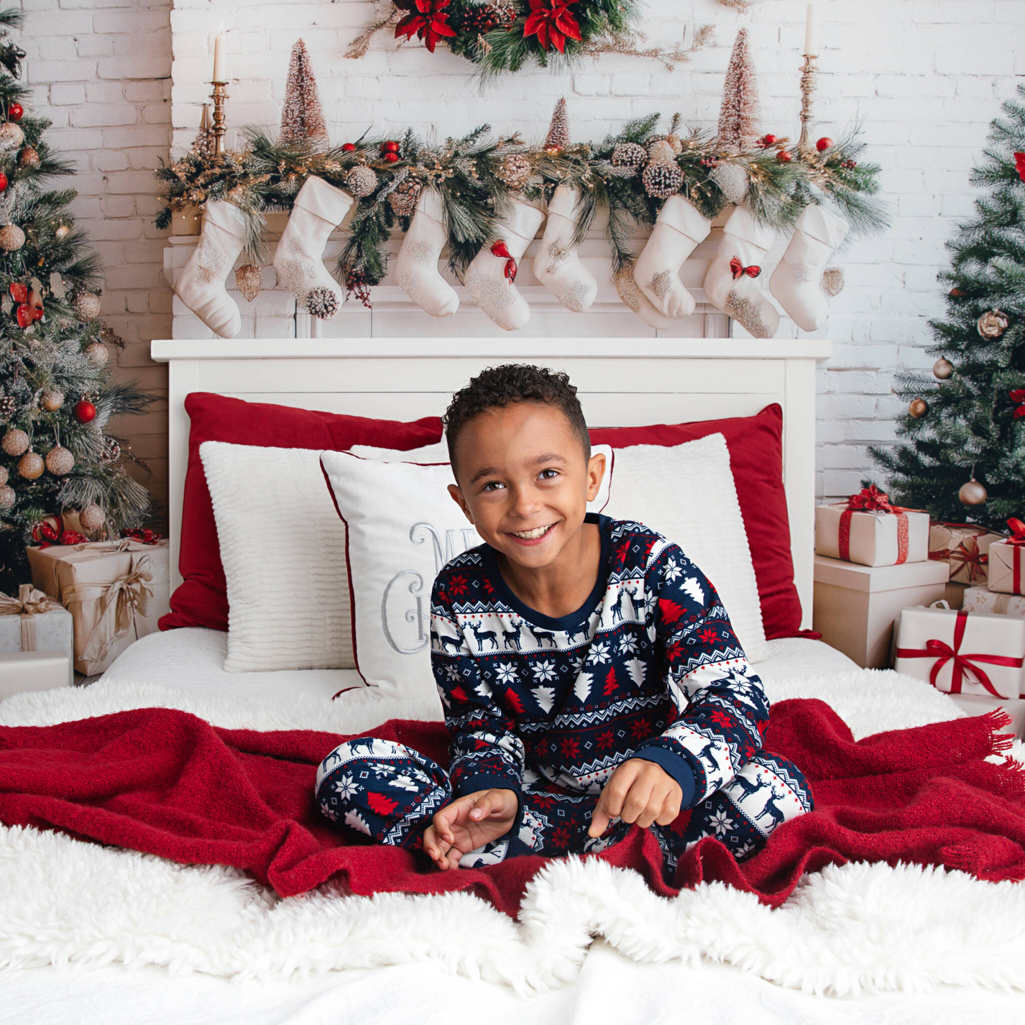 Christmas Mini Sessions, baby photography, baby photoshoot, Family Photoshoot, family photographer, family photography, children photoshoot, baby photography, baby photoshoot,studio photography, studio photoshoot, high wycombe, Buckinghamshire